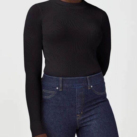 175 NWT Spanx Seamless Swirl Long Sleeve Shirt Size Large Black - Picture 1 of 8